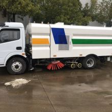 城市美容師 解讀現代掃路車的科技與使命